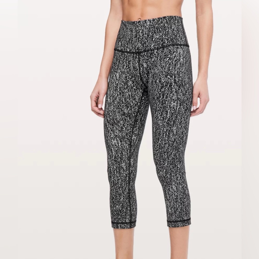 Lululemon Wunder Under Crop HR Black Grey Pattern Lulu Leggings Size 6